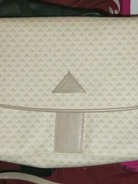 Women's Cream Crossbody Messenger Bag